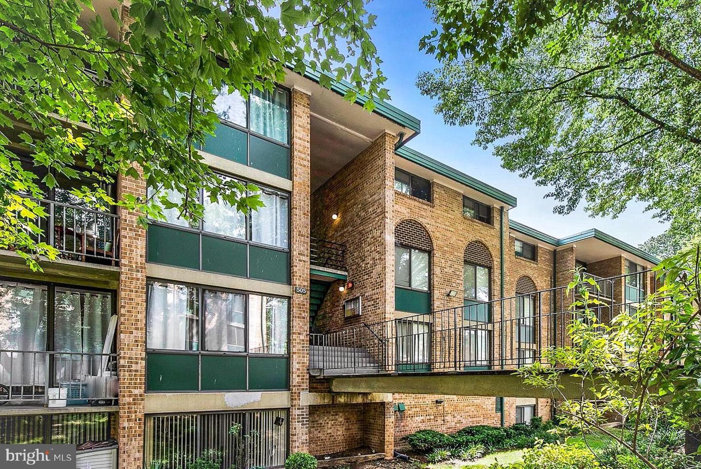 505 N ARMISTEAD ST #102, ALEXANDRIA, Virginia 22312, 2 Bedrooms Bedrooms, ,1 BathroomBathrooms,Residential,For sale,505 N ARMISTEAD ST #102,VAAX2054568 MLS # VAAX2054568