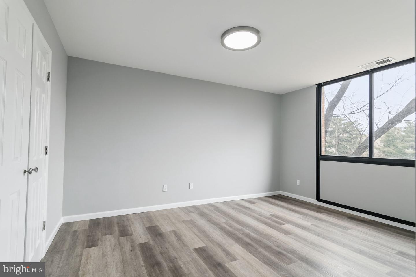 505 N ARMISTEAD ST #102, ALEXANDRIA, Virginia 22312, 2 Bedrooms Bedrooms, ,1 BathroomBathrooms,Residential,For sale,505 N ARMISTEAD ST #102,VAAX2054568 MLS # VAAX2054568