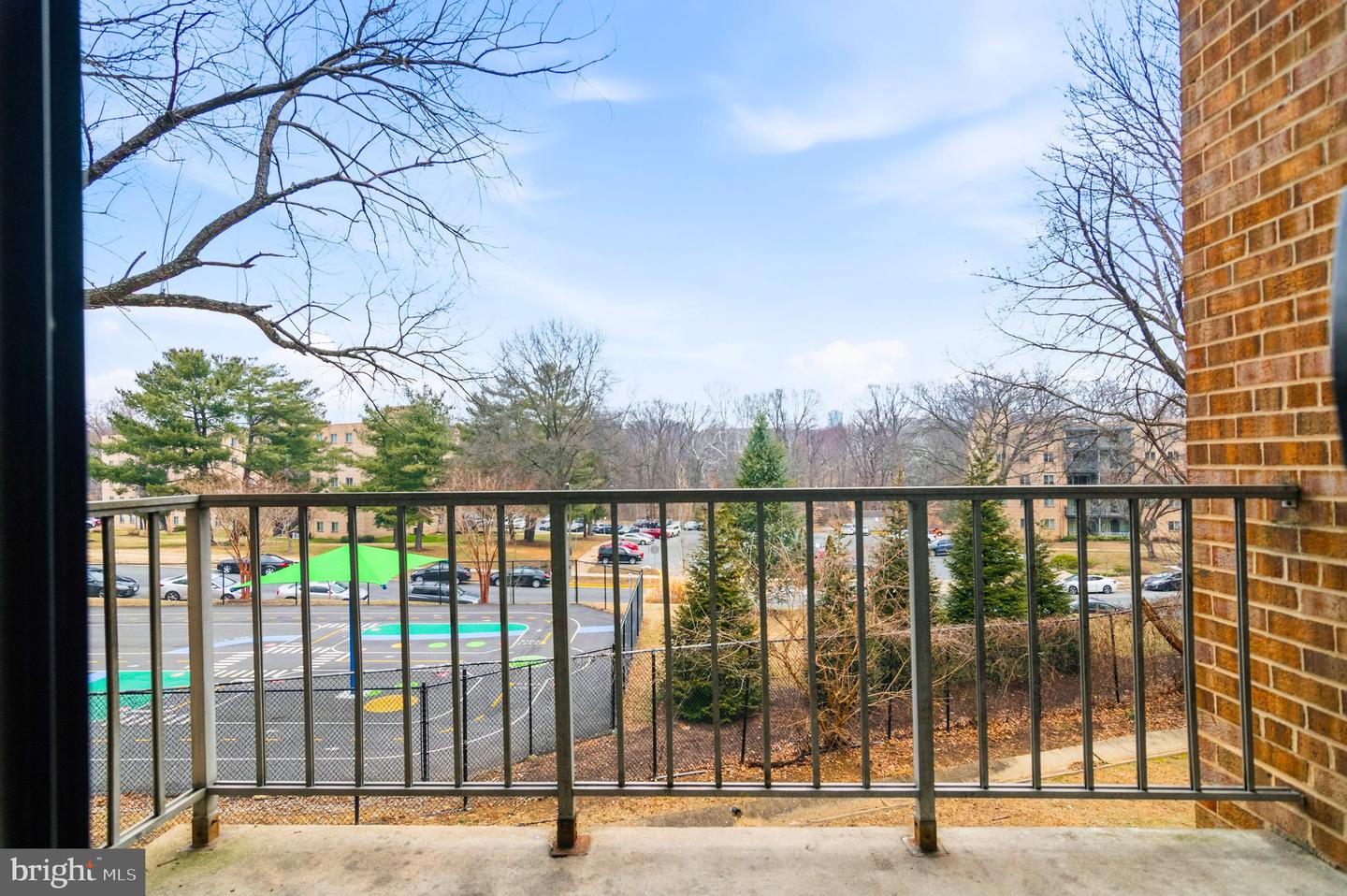 505 N ARMISTEAD ST #102, ALEXANDRIA, Virginia 22312, 2 Bedrooms Bedrooms, ,1 BathroomBathrooms,Residential,For sale,505 N ARMISTEAD ST #102,VAAX2054568 MLS # VAAX2054568