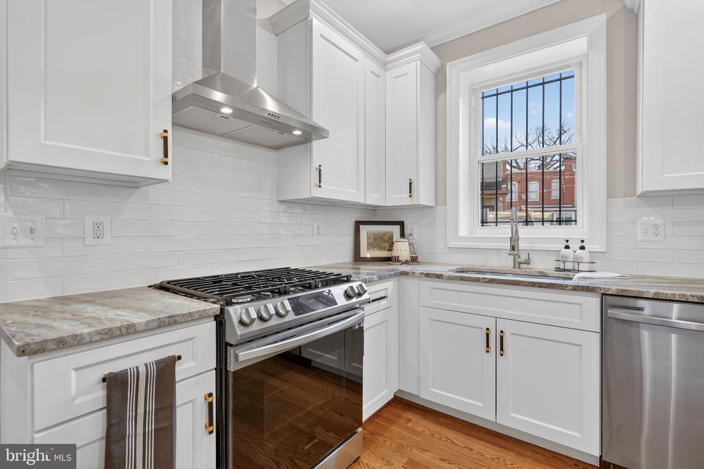 915 HAMILTON ST NW, WASHINGTON, District Of Columbia 20011, 4 Bedrooms Bedrooms, ,2 BathroomsBathrooms,Residential,For sale,915 HAMILTON ST NW,DCDC2248120 MLS # DCDC2248120