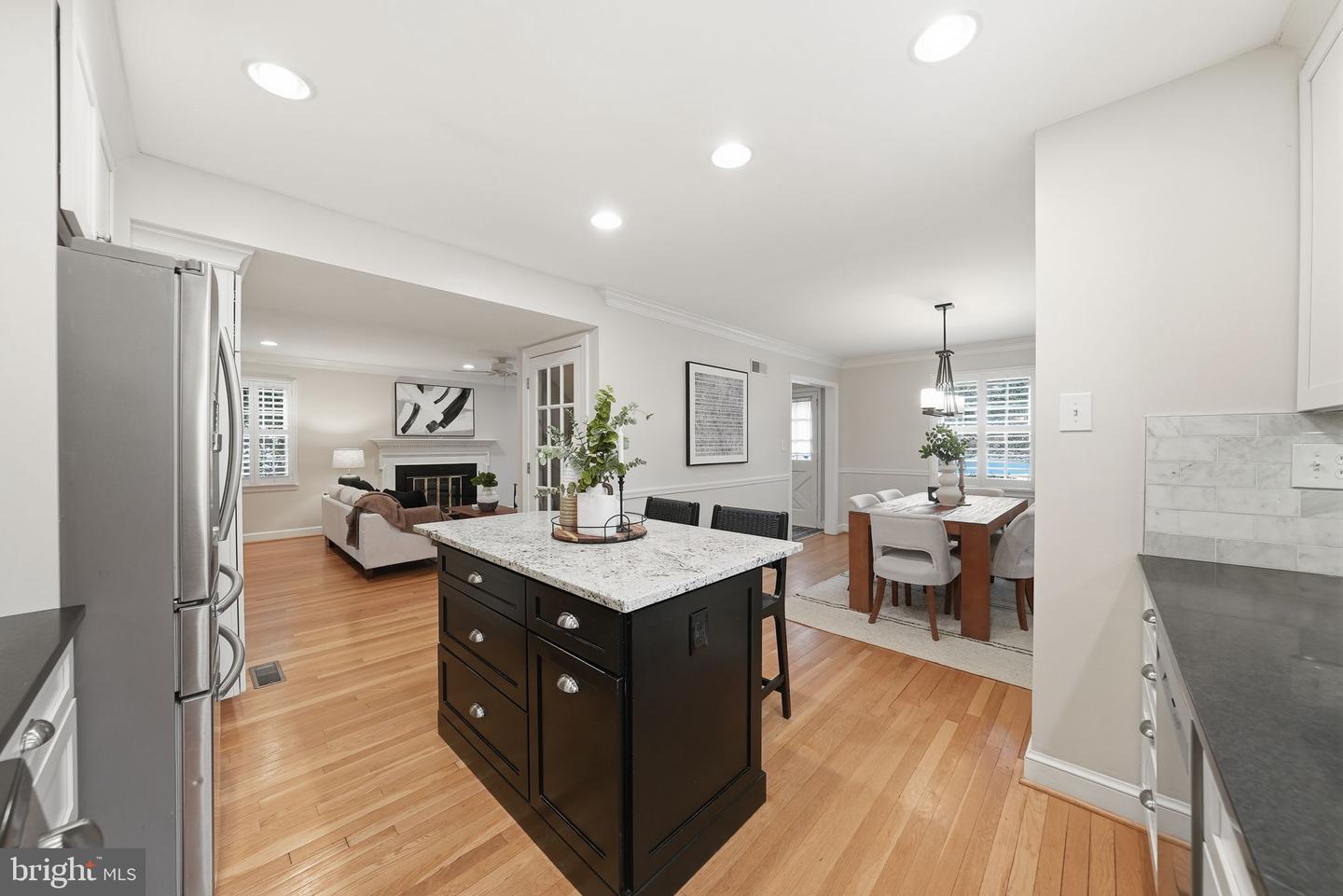 1701 N GREENBRIER ST, ARLINGTON, Virginia 22205, 4 Bedrooms Bedrooms, 15 Rooms Rooms,4 BathroomsBathrooms,Residential,For sale,1701 N GREENBRIER ST,VAAR2069392 MLS # VAAR2069392