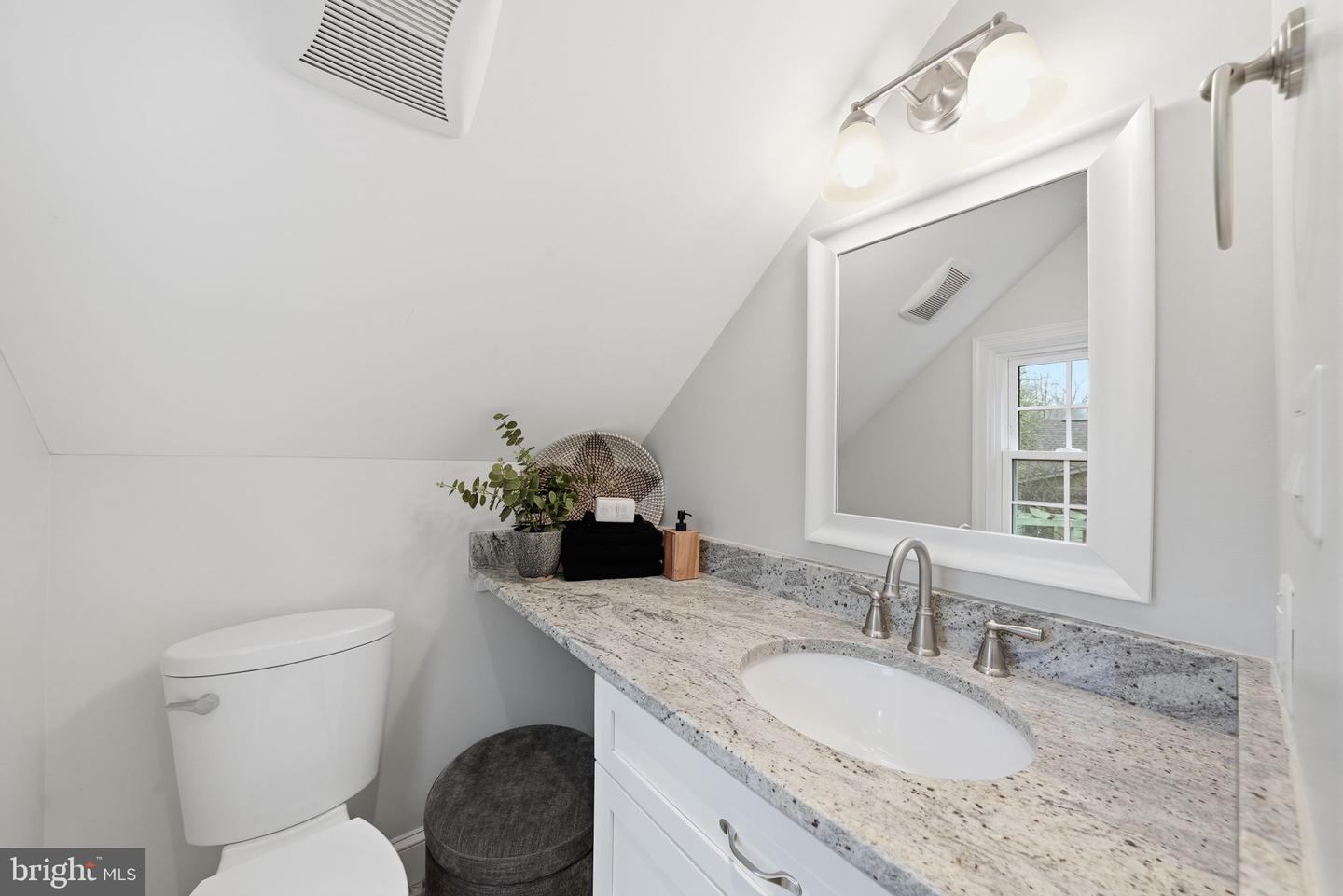 1701 N GREENBRIER ST, ARLINGTON, Virginia 22205, 4 Bedrooms Bedrooms, 15 Rooms Rooms,4 BathroomsBathrooms,Residential,For sale,1701 N GREENBRIER ST,VAAR2069392 MLS # VAAR2069392