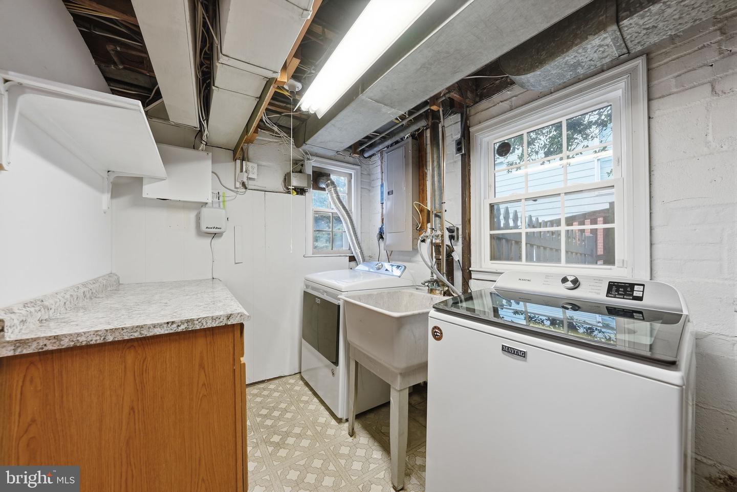 1701 N GREENBRIER ST, ARLINGTON, Virginia 22205, 4 Bedrooms Bedrooms, 15 Rooms Rooms,4 BathroomsBathrooms,Residential,For sale,1701 N GREENBRIER ST,VAAR2069392 MLS # VAAR2069392