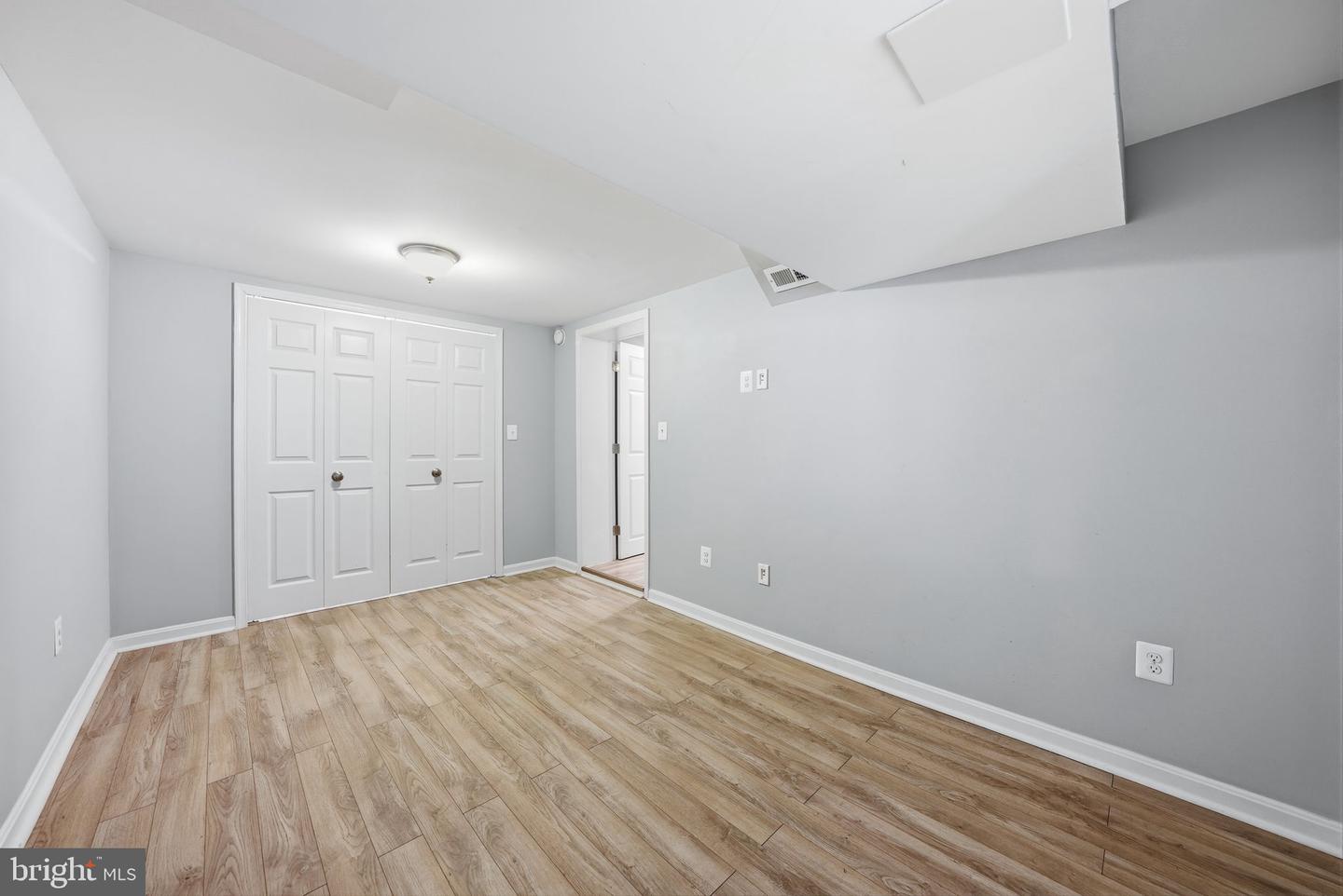 1701 N GREENBRIER ST, ARLINGTON, Virginia 22205, 4 Bedrooms Bedrooms, 15 Rooms Rooms,4 BathroomsBathrooms,Residential,For sale,1701 N GREENBRIER ST,VAAR2069392 MLS # VAAR2069392