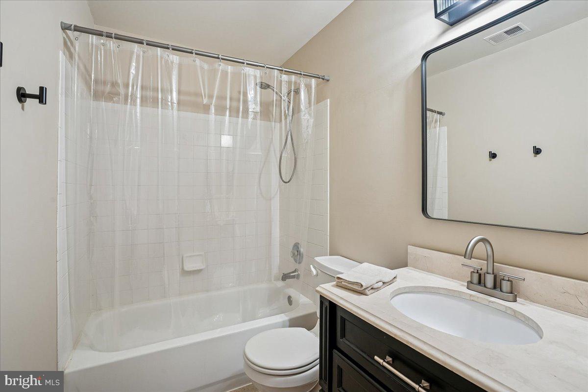 11218 STONEBROOK DR, MANASSAS, Virginia 20112, 5 Bedrooms Bedrooms, ,3 BathroomsBathrooms,Residential,For sale,11218 STONEBROOK DR,VAPW2113428 MLS # VAPW2113428