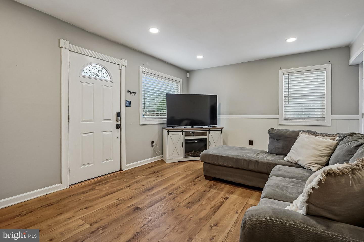 117 MANASSAS DR, MANASSAS PARK, Virginia 20111, 3 Bedrooms Bedrooms, ,1 BathroomBathrooms,Residential,For sale,117 MANASSAS DR,VAMP2003722 MLS # VAMP2003722 117 MANASSAS DR, MANASSAS PARK, Virginia 20111, 3 Bedrooms Bedrooms, ,1 BathroomBathrooms,Residential,For sale,117 MANASSAS DR,VAMP2003722 MLS # VAMP2003722