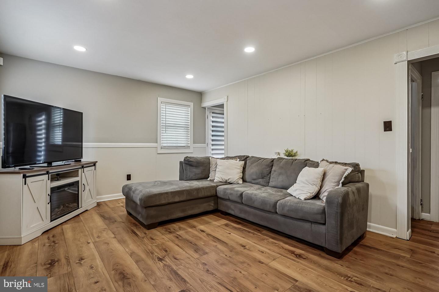 117 MANASSAS DR, MANASSAS PARK, Virginia 20111, 3 Bedrooms Bedrooms, ,1 BathroomBathrooms,Residential,For sale,117 MANASSAS DR,VAMP2003722 MLS # VAMP2003722 117 MANASSAS DR, MANASSAS PARK, Virginia 20111, 3 Bedrooms Bedrooms, ,1 BathroomBathrooms,Residential,For sale,117 MANASSAS DR,VAMP2003722 MLS # VAMP2003722