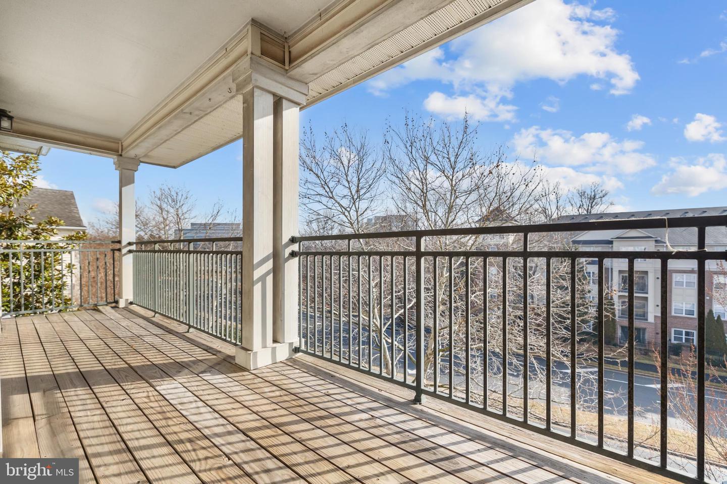 4415 WEATHERINGTON LN #402, FAIRFAX, Virginia 22030, 2 Bedrooms Bedrooms, ,2 BathroomsBathrooms,Residential,For sale,4415 WEATHERINGTON LN #402,VAFX2293186 MLS # VAFX2293186