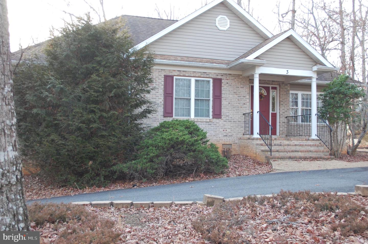 3 ALBANO CT, PALMYRA, Virginia 22963, 3 Bedrooms Bedrooms, ,3 BathroomsBathrooms,Residential,For sale,3 ALBANO CT,VAFN2000624 MLS # VAFN2000624