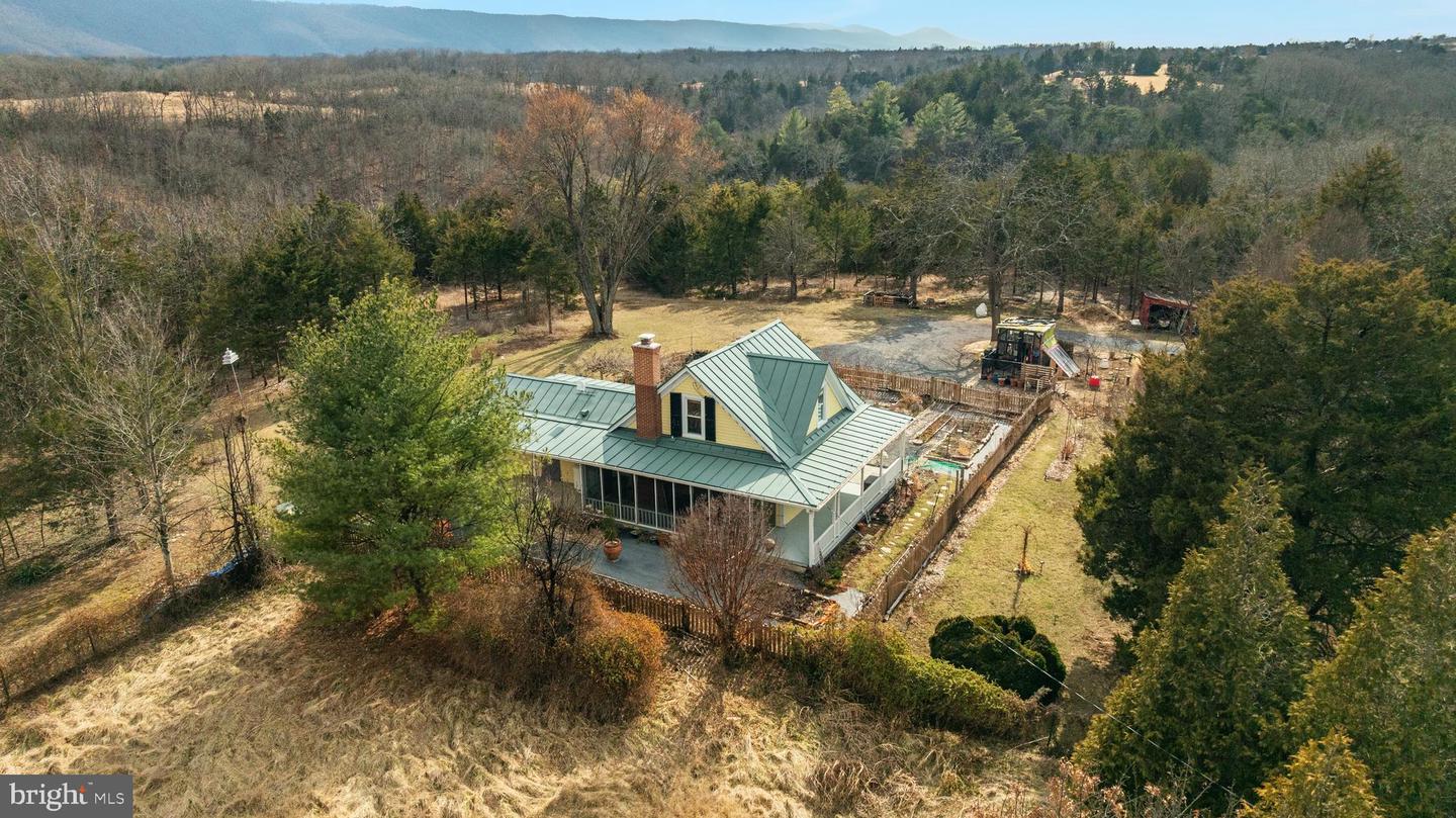 29674 OLD VALLEY PIKE, STRASBURG, Virginia 22657, 2 Bedrooms Bedrooms, ,1 BathroomBathrooms,Residential,For sale,29674 OLD VALLEY PIKE,VASH2013704 MLS # VASH2013704