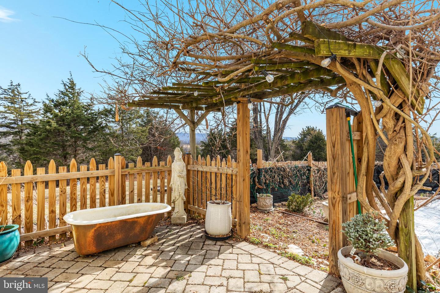 29674 OLD VALLEY PIKE, STRASBURG, Virginia 22657, 2 Bedrooms Bedrooms, ,1 BathroomBathrooms,Residential,For sale,29674 OLD VALLEY PIKE,VASH2013704 MLS # VASH2013704