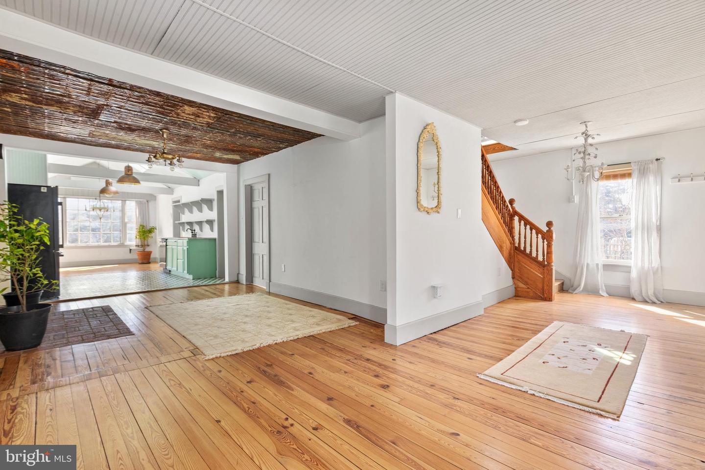 29674 OLD VALLEY PIKE, STRASBURG, Virginia 22657, 2 Bedrooms Bedrooms, ,1 BathroomBathrooms,Residential,For sale,29674 OLD VALLEY PIKE,VASH2013704 MLS # VASH2013704