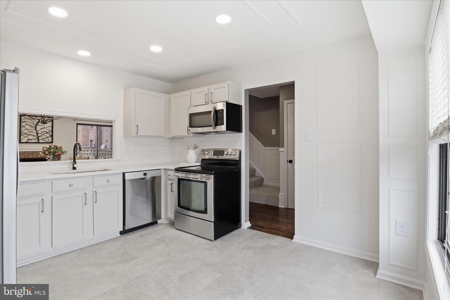 5421 BARRISTER PL, ALEXANDRIA, Virginia 22304, 2 Bedrooms Bedrooms, ,2 BathroomsBathrooms,Residential,For sale,5421 BARRISTER PL,VAAX2054654 MLS # VAAX2054654