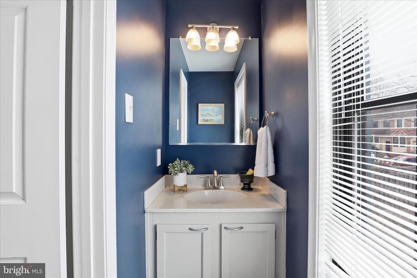 5421 BARRISTER PL, ALEXANDRIA, Virginia 22304, 2 Bedrooms Bedrooms, ,2 BathroomsBathrooms,Residential,For sale,5421 BARRISTER PL,VAAX2054654 MLS # VAAX2054654