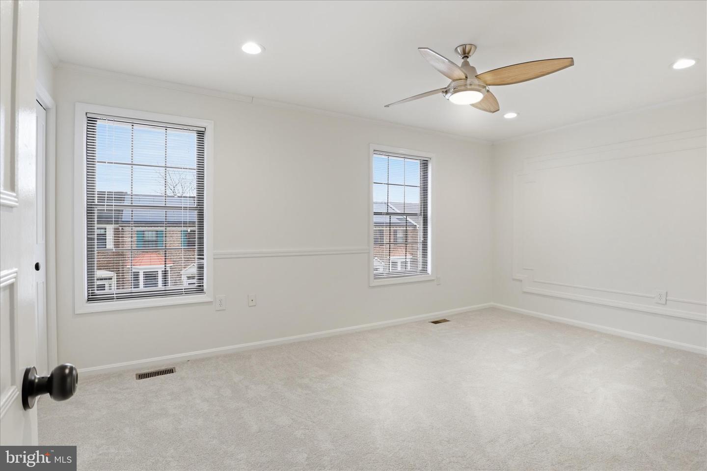 5421 BARRISTER PL, ALEXANDRIA, Virginia 22304, 2 Bedrooms Bedrooms, ,2 BathroomsBathrooms,Residential,For sale,5421 BARRISTER PL,VAAX2054654 MLS # VAAX2054654