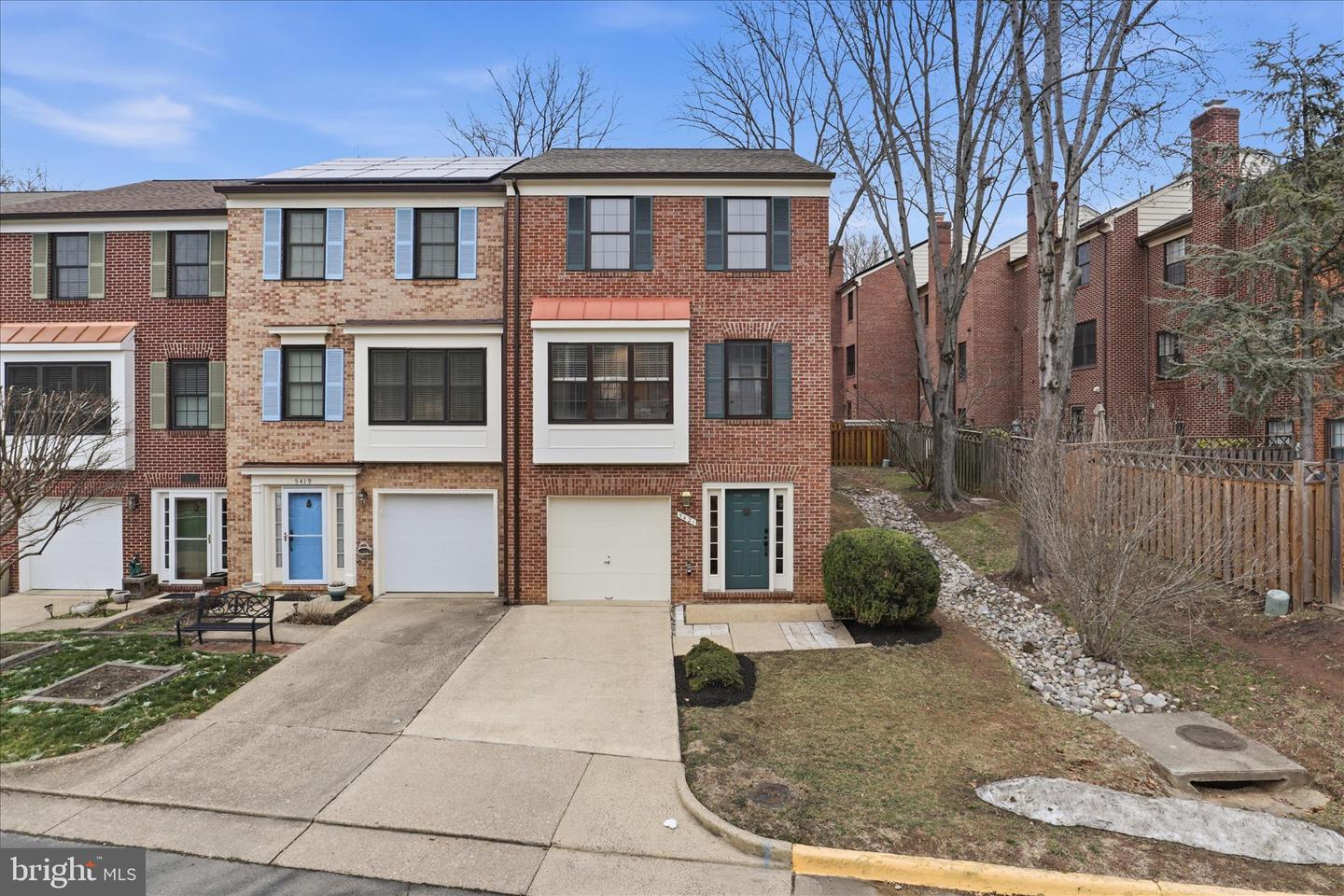 5421 BARRISTER PL, ALEXANDRIA, Virginia 22304, 2 Bedrooms Bedrooms, ,2 BathroomsBathrooms,Residential,For sale,5421 BARRISTER PL,VAAX2054654 MLS # VAAX2054654