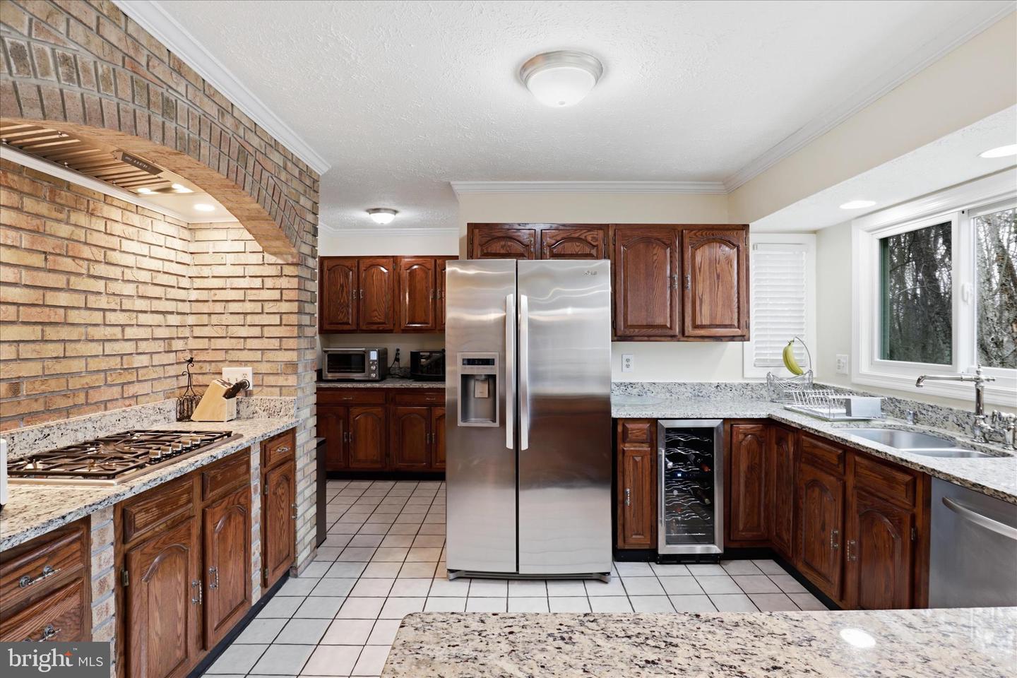 11668 GILMAN LN, HERNDON, Virginia 20170, 4 Bedrooms Bedrooms, 19 Rooms Rooms,3 BathroomsBathrooms,Residential,For sale,11668 GILMAN LN,VAFX2293534 MLS # VAFX2293534