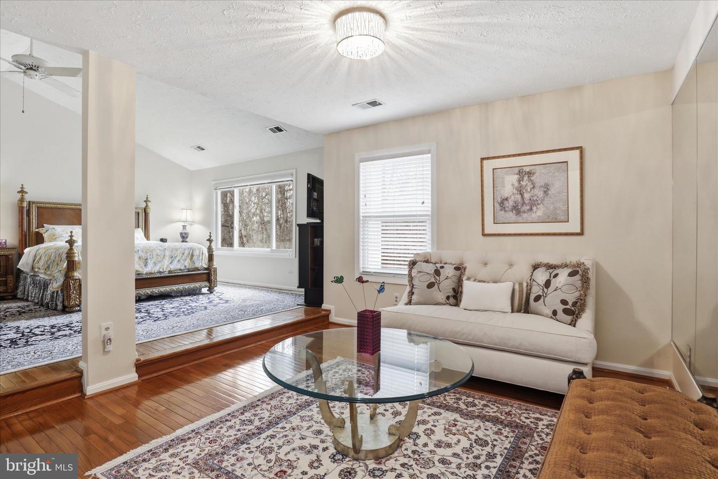 11668 GILMAN LN, HERNDON, Virginia 20170, 4 Bedrooms Bedrooms, 19 Rooms Rooms,3 BathroomsBathrooms,Residential,For sale,11668 GILMAN LN,VAFX2293534 MLS # VAFX2293534