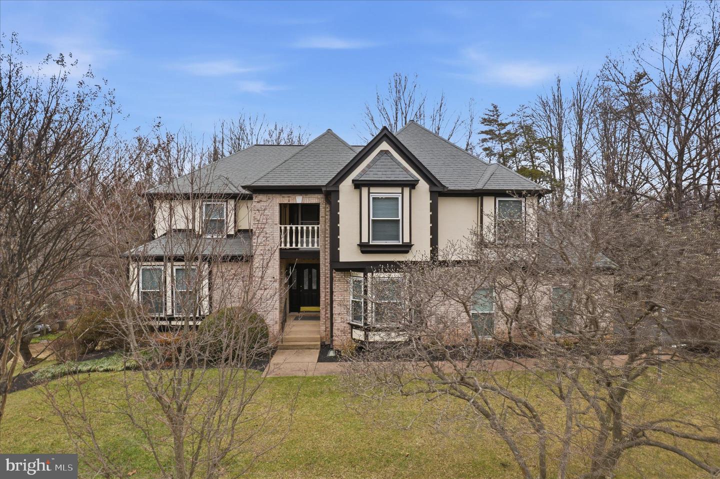 11668 GILMAN LN, HERNDON, Virginia 20170, 4 Bedrooms Bedrooms, 19 Rooms Rooms,3 BathroomsBathrooms,Residential,For sale,11668 GILMAN LN,VAFX2293534 MLS # VAFX2293534