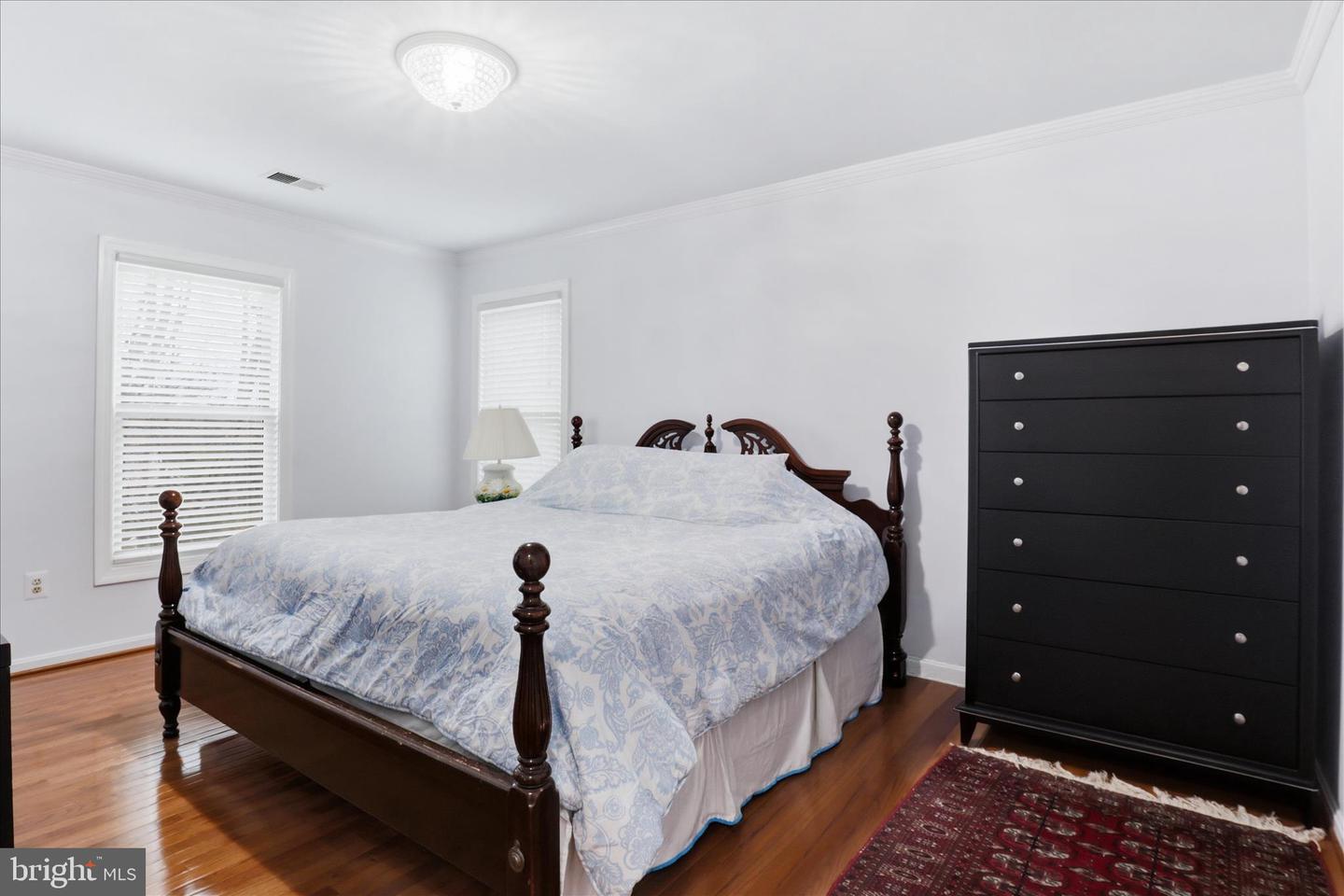 11668 GILMAN LN, HERNDON, Virginia 20170, 4 Bedrooms Bedrooms, 19 Rooms Rooms,3 BathroomsBathrooms,Residential,For sale,11668 GILMAN LN,VAFX2293534 MLS # VAFX2293534