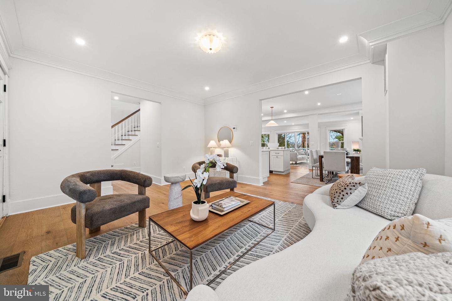 607 JOHNSTON PL, ALEXANDRIA, Virginia 22301, 4 Bedrooms Bedrooms, ,4 BathroomsBathrooms,Residential,For sale,607 JOHNSTON PL,VAAX2054688 MLS # VAAX2054688