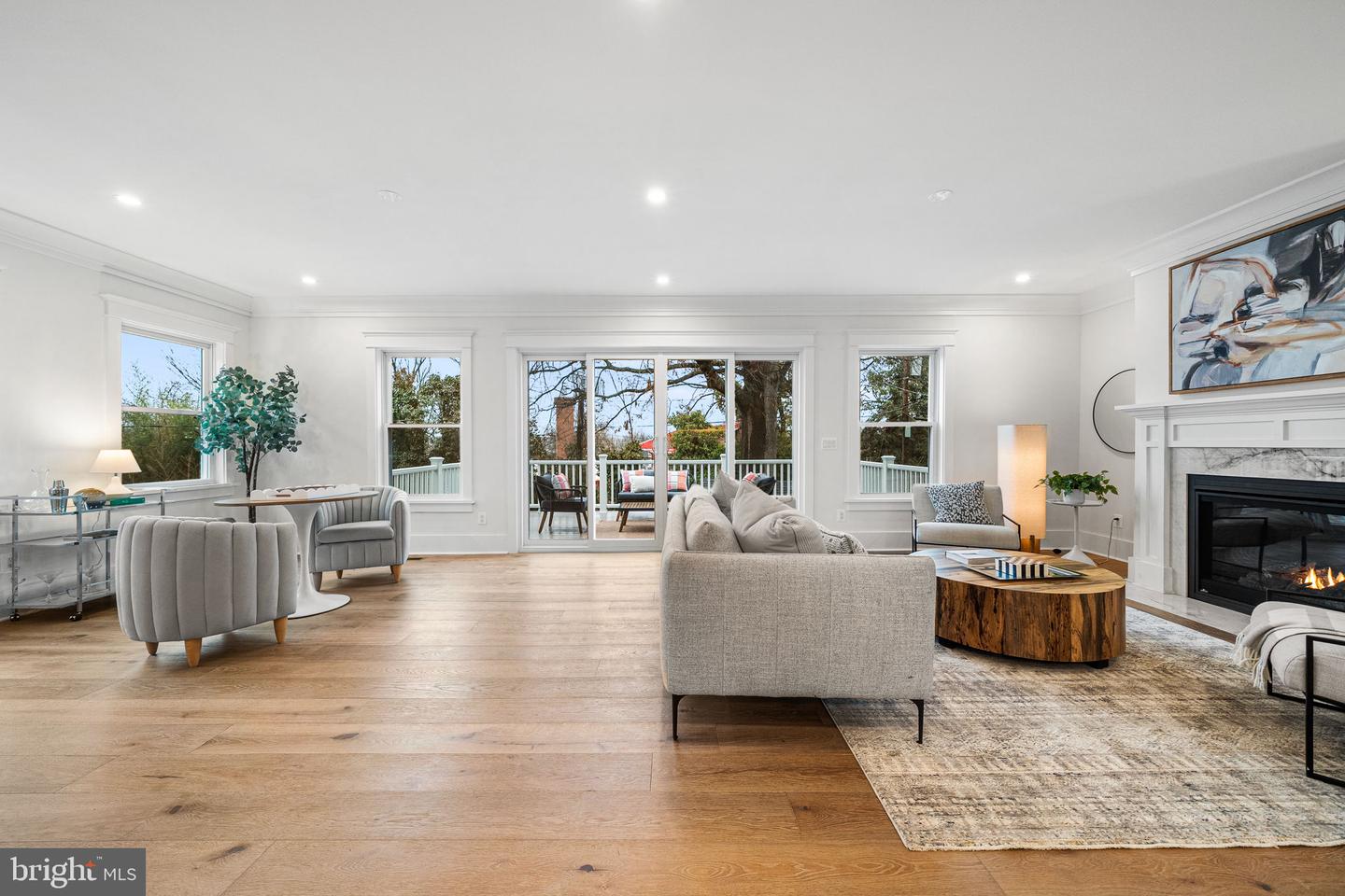 607 JOHNSTON PL, ALEXANDRIA, Virginia 22301, 4 Bedrooms Bedrooms, ,4 BathroomsBathrooms,Residential,For sale,607 JOHNSTON PL,VAAX2054688 MLS # VAAX2054688