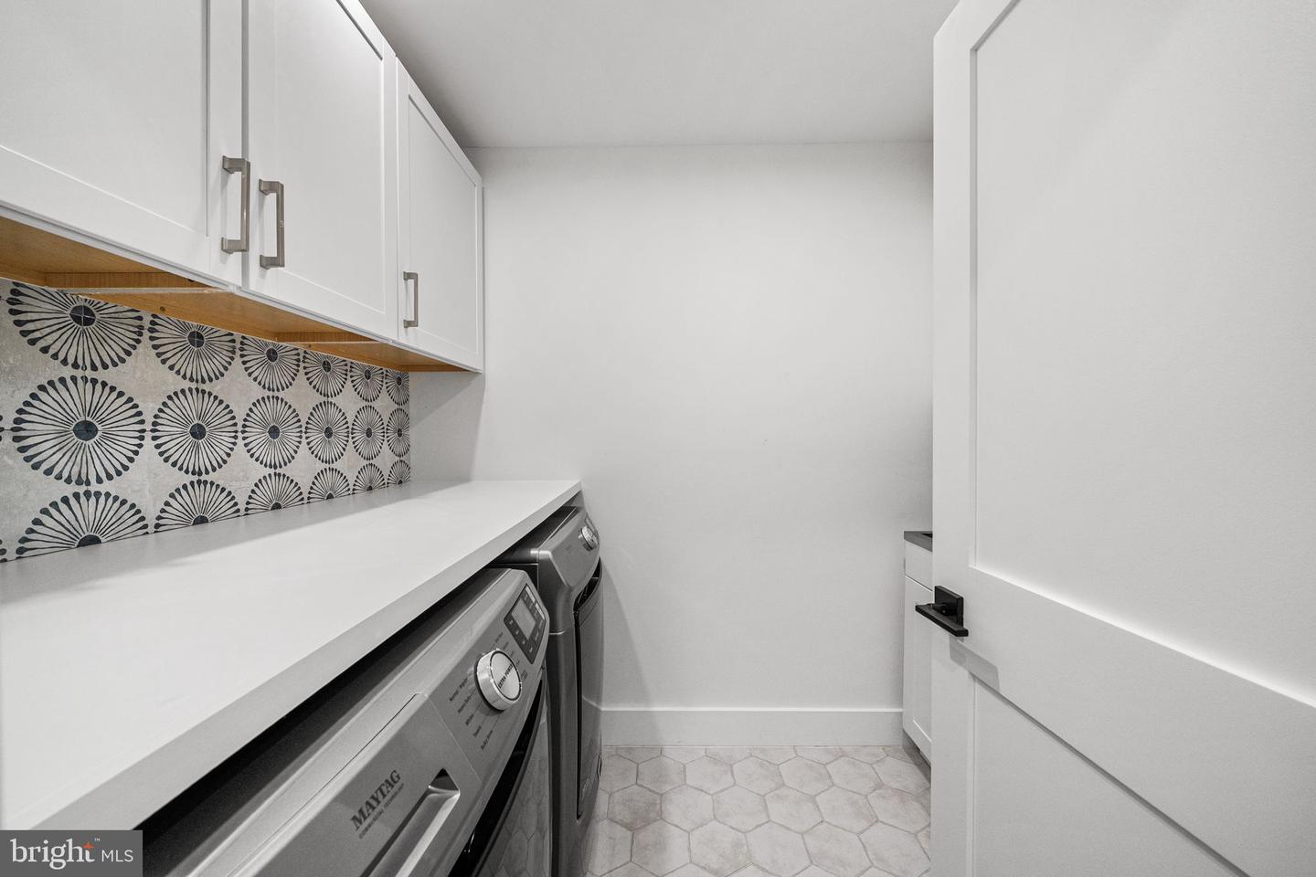 607 JOHNSTON PL, ALEXANDRIA, Virginia 22301, 4 Bedrooms Bedrooms, ,4 BathroomsBathrooms,Residential,For sale,607 JOHNSTON PL,VAAX2054688 MLS # VAAX2054688