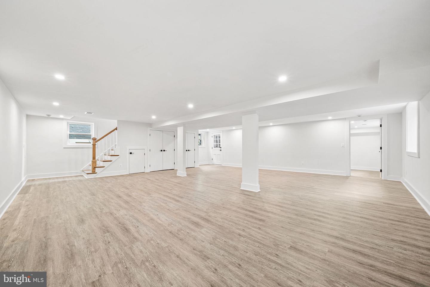 607 JOHNSTON PL, ALEXANDRIA, Virginia 22301, 4 Bedrooms Bedrooms, ,4 BathroomsBathrooms,Residential,For sale,607 JOHNSTON PL,VAAX2054688 MLS # VAAX2054688