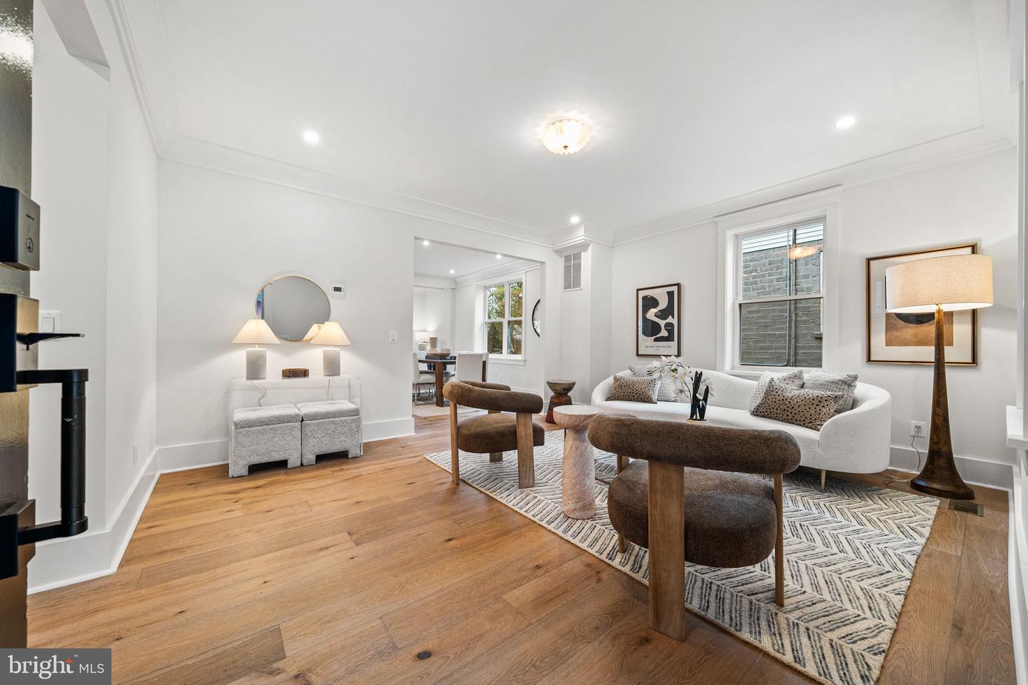 607 JOHNSTON PL, ALEXANDRIA, Virginia 22301, 4 Bedrooms Bedrooms, ,4 BathroomsBathrooms,Residential,For sale,607 JOHNSTON PL,VAAX2054688 MLS # VAAX2054688