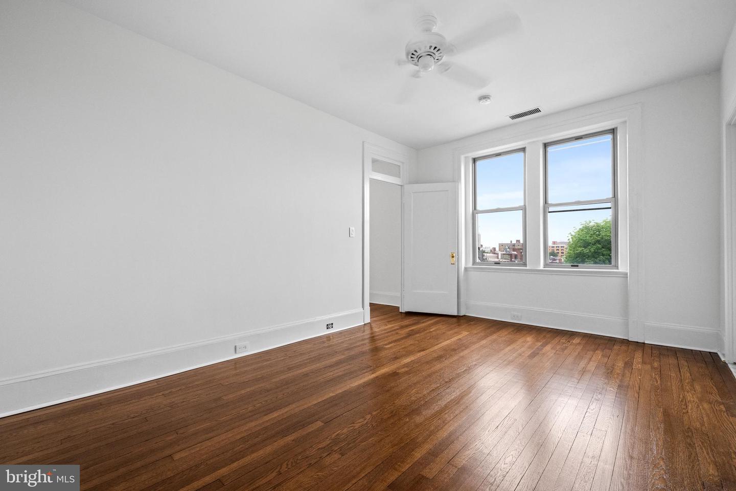 2129 FLORIDA AVE NW #503, WASHINGTON, District Of Columbia 20008, 1 Bedroom Bedrooms, ,1 BathroomBathrooms,Residential,For sale,2129 FLORIDA AVE NW #503,DCDC2248608 MLS # DCDC2248608