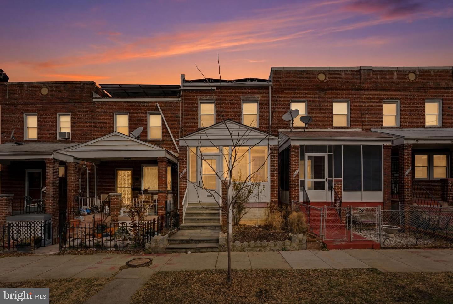 1764 LYMAN PL NE, WASHINGTON, District Of Columbia 20002, 4 Bedrooms Bedrooms, ,2 BathroomsBathrooms,Residential,For sale,1764 LYMAN PL NE,DCDC2248640 MLS # DCDC2248640