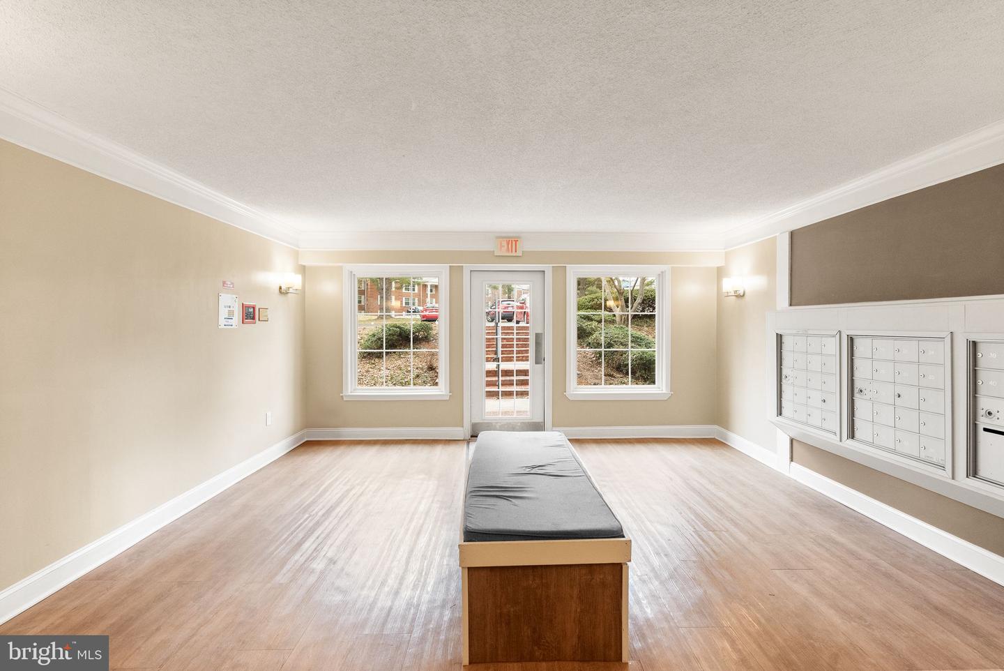 7651 TREMAYNE PL #211, MCLEAN, Virginia 22102, 2 Bedrooms Bedrooms, ,2 BathroomsBathrooms,Residential,For sale,7651 TREMAYNE PL #211,VAFX2293806 MLS # VAFX2293806