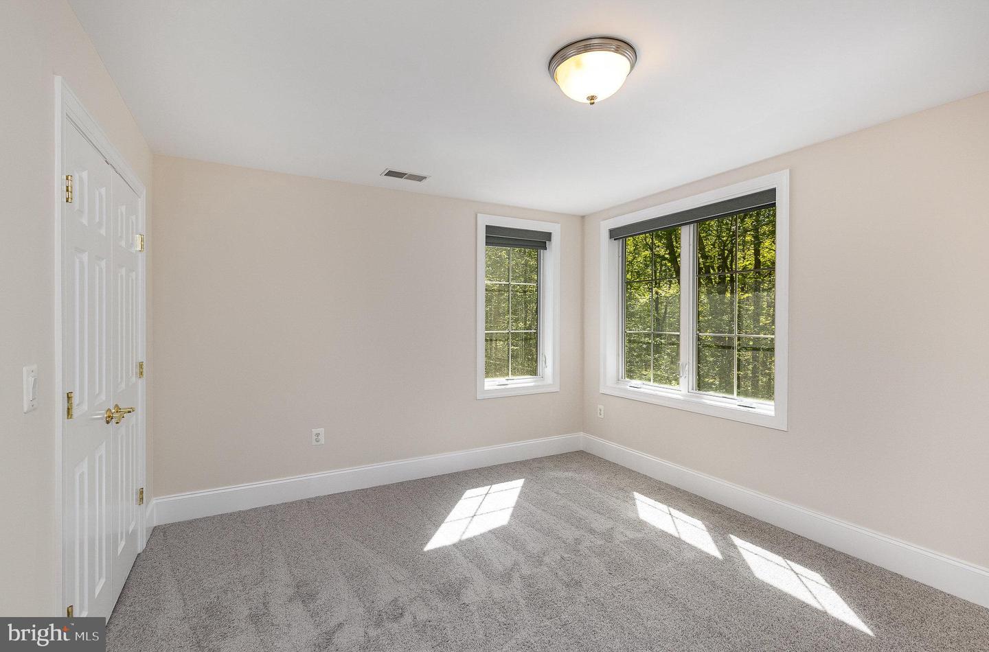 121 MARLBOROUGH POINT RD, STAFFORD, Virginia 22554, 3 Bedrooms Bedrooms, 17 Rooms Rooms,3 BathroomsBathrooms,Residential,For sale,121 MARLBOROUGH POINT RD,VAST2046604 MLS # VAST2046604