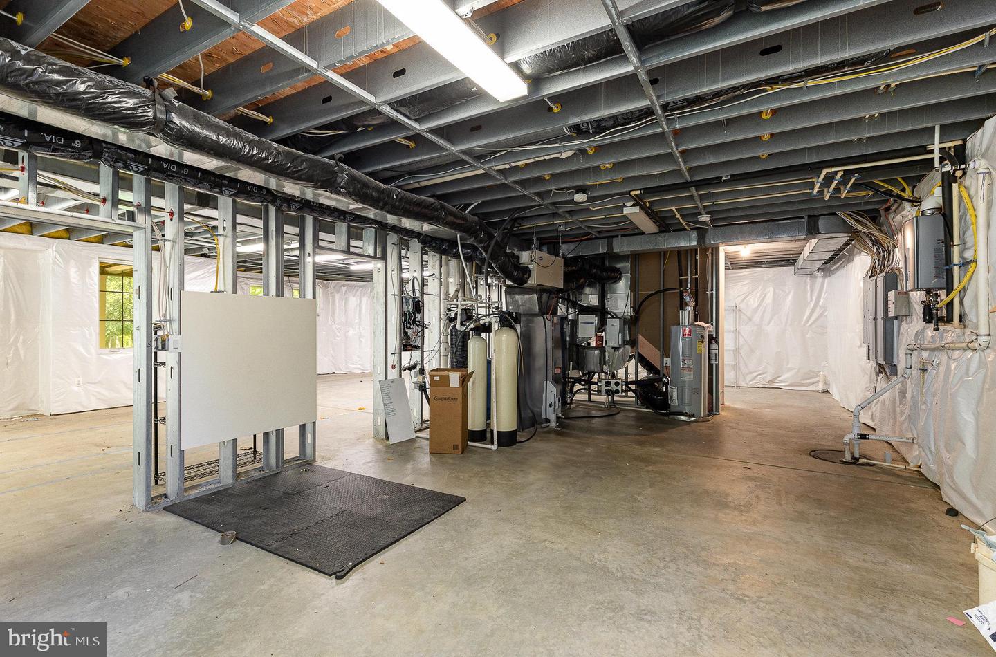 121 MARLBOROUGH POINT RD, STAFFORD, Virginia 22554, 3 Bedrooms Bedrooms, 17 Rooms Rooms,3 BathroomsBathrooms,Residential,For sale,121 MARLBOROUGH POINT RD,VAST2046604 MLS # VAST2046604