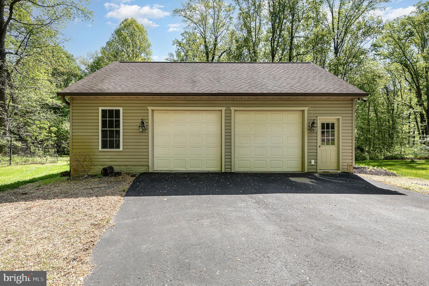 121 MARLBOROUGH POINT RD, STAFFORD, Virginia 22554, 3 Bedrooms Bedrooms, 17 Rooms Rooms,3 BathroomsBathrooms,Residential,For sale,121 MARLBOROUGH POINT RD,VAST2046604 MLS # VAST2046604