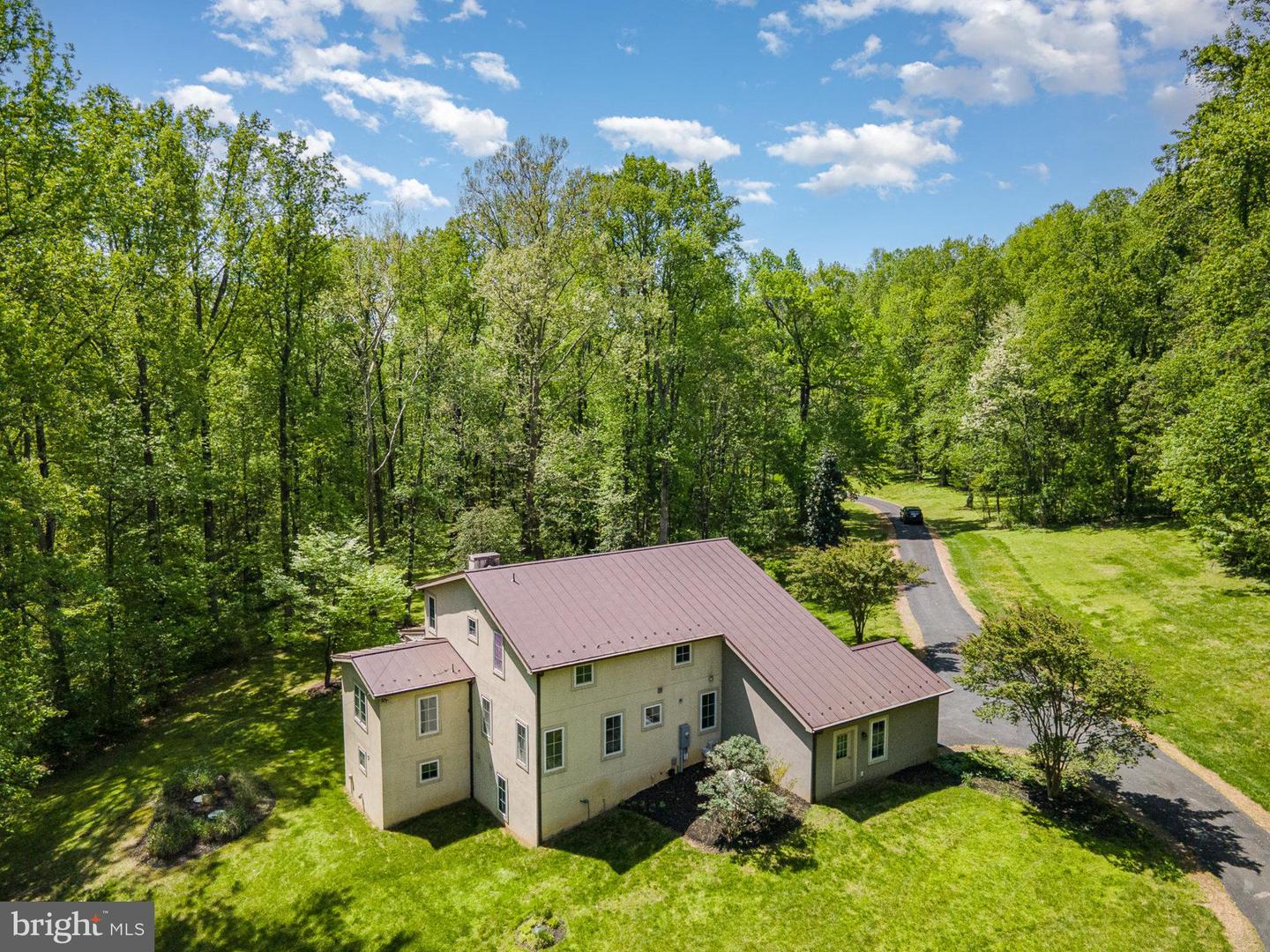 121 MARLBOROUGH POINT RD, STAFFORD, Virginia 22554, 3 Bedrooms Bedrooms, 17 Rooms Rooms,3 BathroomsBathrooms,Residential,For sale,121 MARLBOROUGH POINT RD,VAST2046604 MLS # VAST2046604