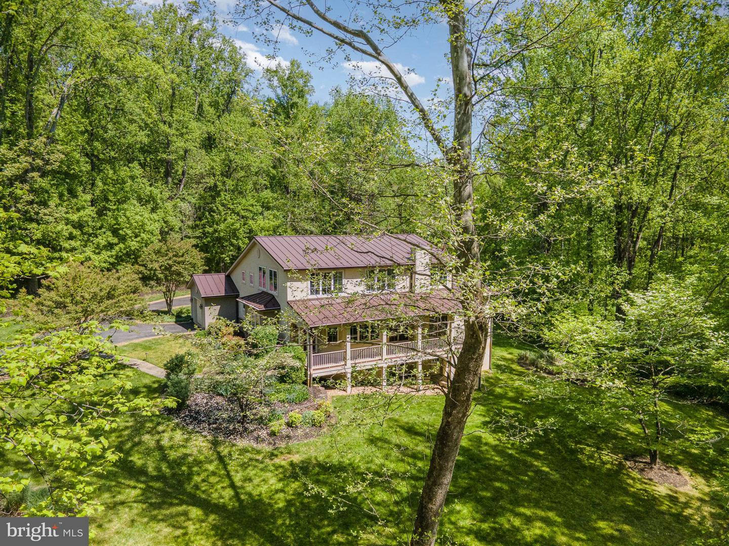 121 MARLBOROUGH POINT RD, STAFFORD, Virginia 22554, 3 Bedrooms Bedrooms, 17 Rooms Rooms,3 BathroomsBathrooms,Residential,For sale,121 MARLBOROUGH POINT RD,VAST2046604 MLS # VAST2046604