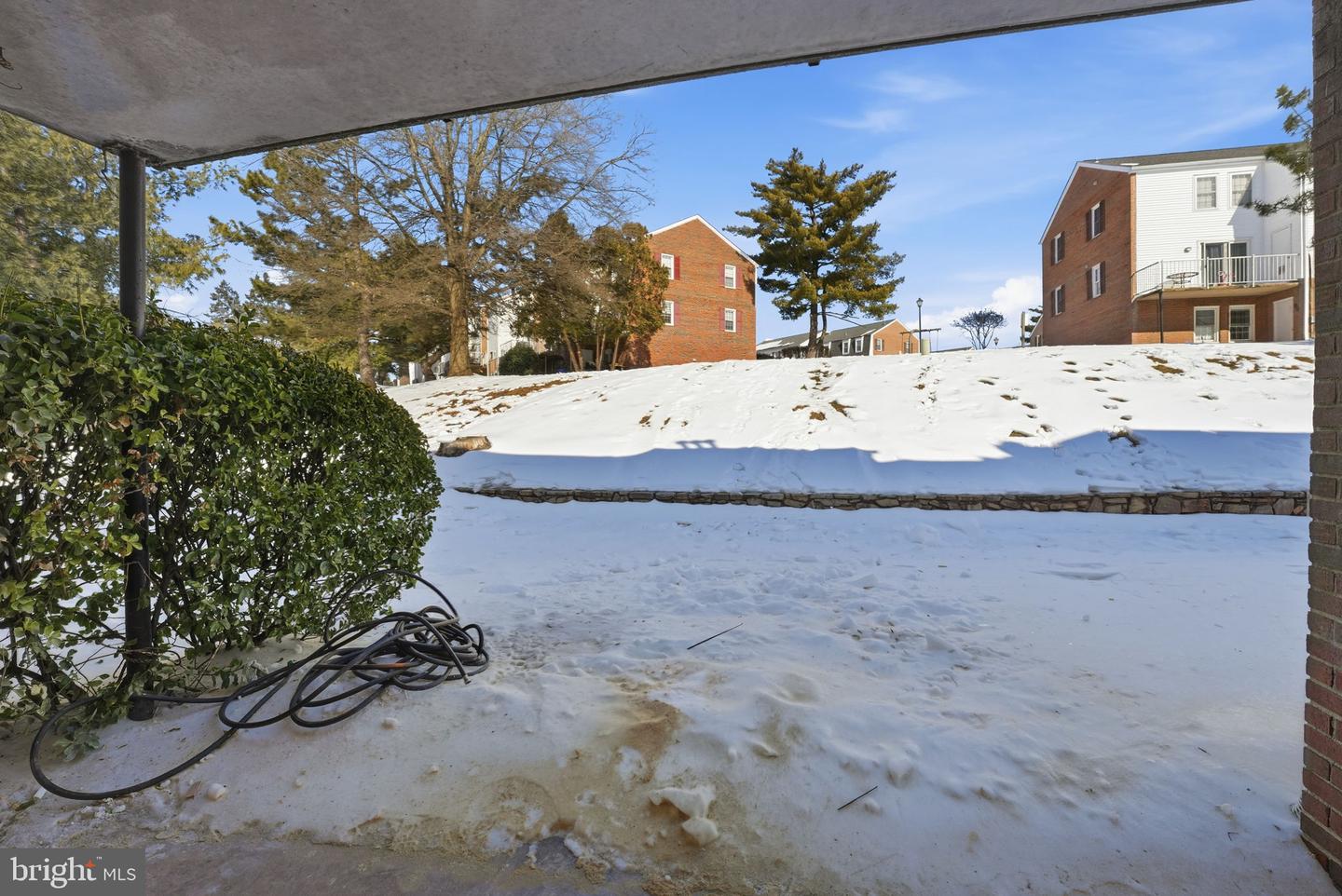 14444 COOL OAK LN, CENTREVILLE, Virginia 20121, 3 Bedrooms Bedrooms, ,2 BathroomsBathrooms,Residential,For sale,14444 COOL OAK LN,VAFX2293876 MLS # VAFX2293876