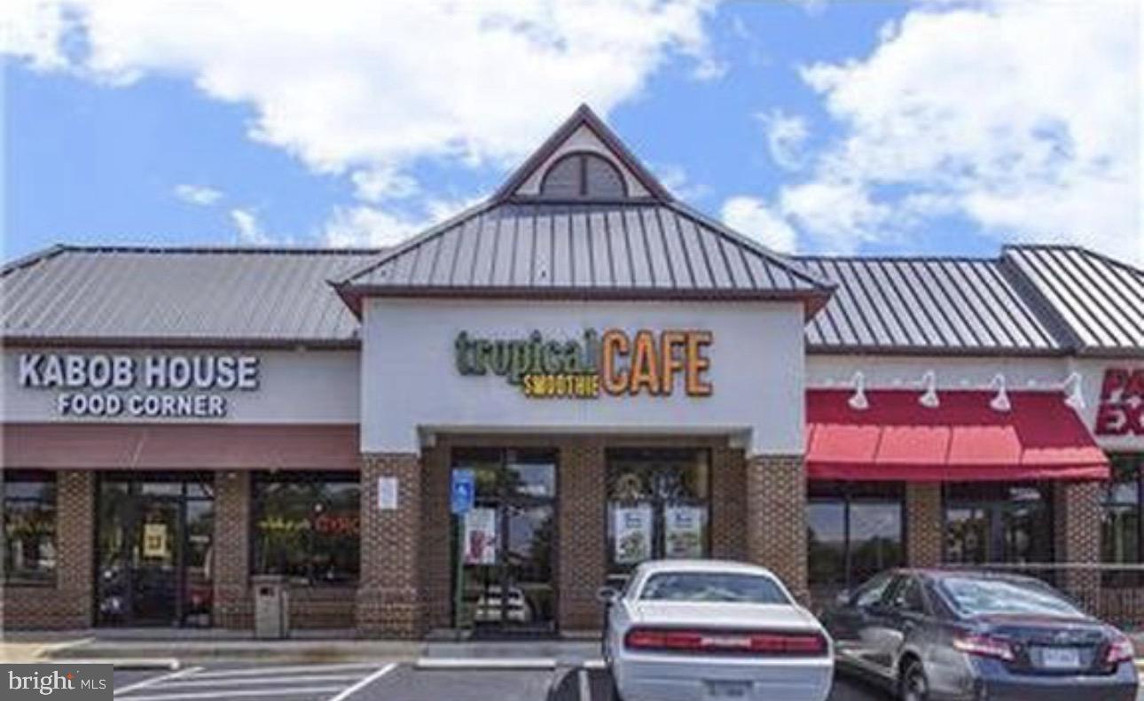 14444 COOL OAK LN, CENTREVILLE, Virginia 20121, 3 Bedrooms Bedrooms, ,2 BathroomsBathrooms,Residential,For sale,14444 COOL OAK LN,VAFX2293876 MLS # VAFX2293876