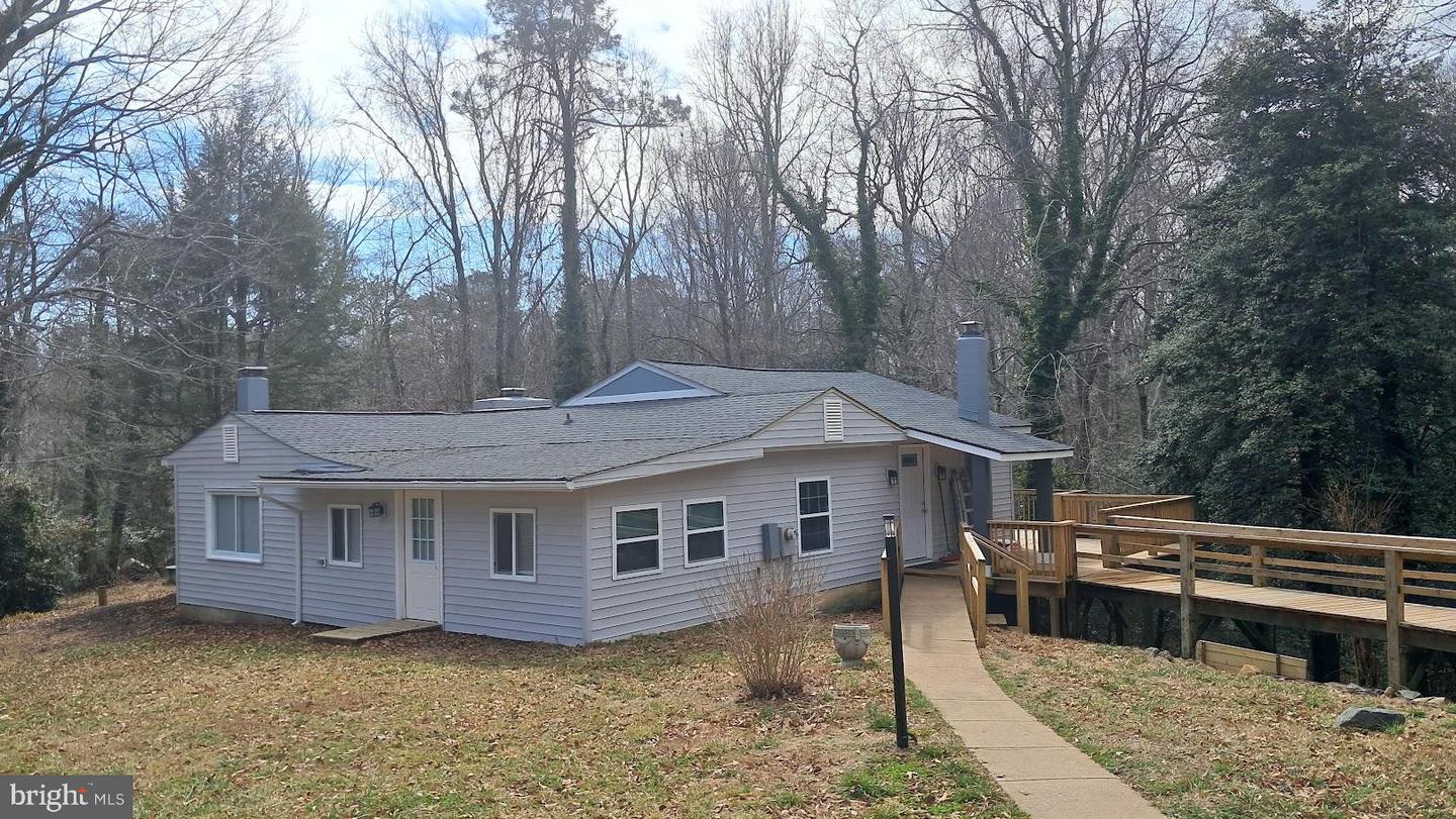 12248 CLEMENTINE LN, KING GEORGE, Virginia 22485, 4 Bedrooms Bedrooms, 8 Rooms Rooms,3 BathroomsBathrooms,Residential,For sale,12248 CLEMENTINE LN,VAKG2007704 MLS # VAKG2007704