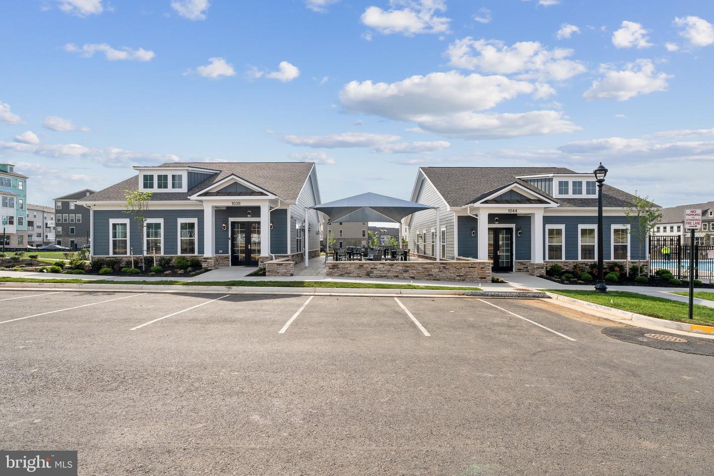 1043 INFERNO TER SE, LEESBURG, Virginia 20175, 2 Bedrooms Bedrooms, ,2 BathroomsBathrooms,Residential,For sale,1043 INFERNO TER SE,VALO2117280 MLS # VALO2117280