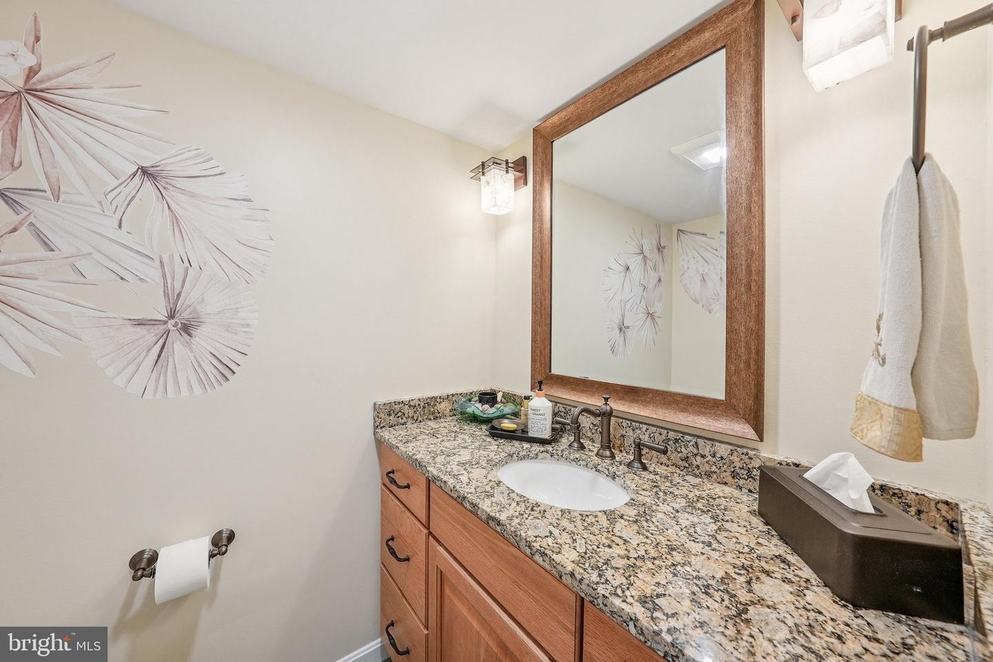 1301 N COURTHOUSE RD N #1810, ARLINGTON, Virginia 22201, 1 Bedroom Bedrooms, ,1 BathroomBathrooms,Residential,For sale,1301 N COURTHOUSE RD N #1810,VAAR2069614 MLS # VAAR2069614