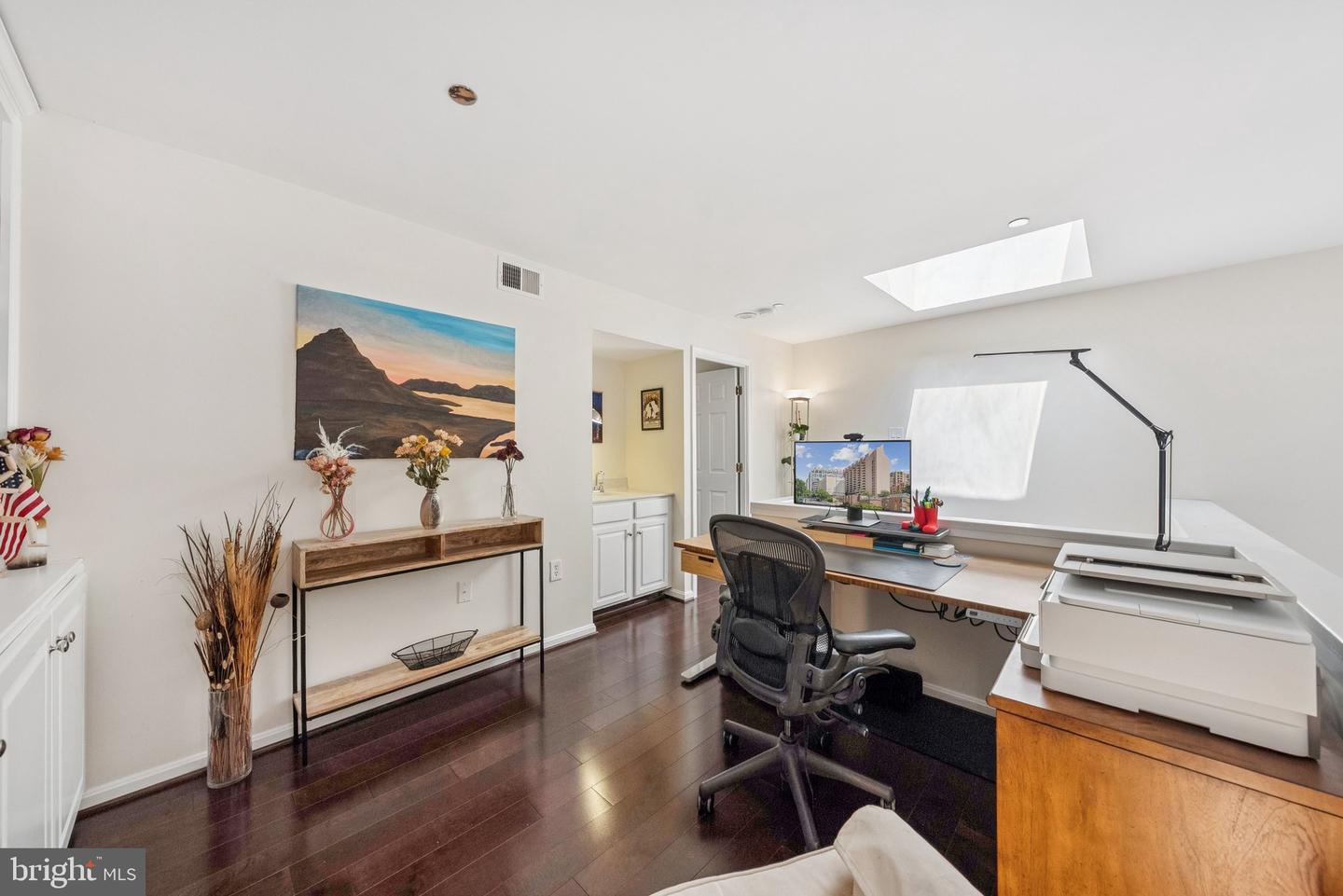 1301 N COURTHOUSE RD N #1810, ARLINGTON, Virginia 22201, 1 Bedroom Bedrooms, ,1 BathroomBathrooms,Residential,For sale,1301 N COURTHOUSE RD N #1810,VAAR2069614 MLS # VAAR2069614