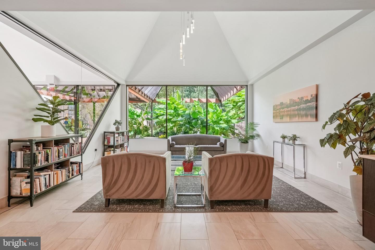 1301 N COURTHOUSE RD N #1810, ARLINGTON, Virginia 22201, 1 Bedroom Bedrooms, ,1 BathroomBathrooms,Residential,For sale,1301 N COURTHOUSE RD N #1810,VAAR2069614 MLS # VAAR2069614