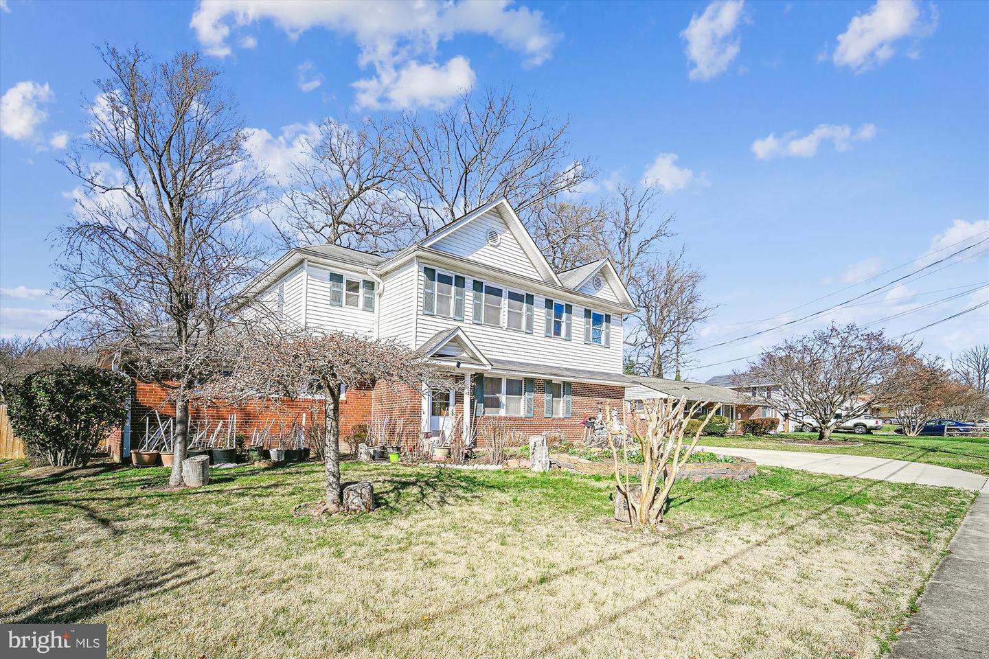 7314 INZER ST, SPRINGFIELD, Virginia 22151, 7 Bedrooms Bedrooms, 16 Rooms Rooms,3 BathroomsBathrooms,Residential,For sale,7314 INZER ST,VAFX2293902 MLS # VAFX2293902