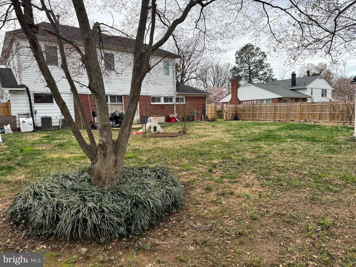 7314 INZER ST, SPRINGFIELD, Virginia 22151, 7 Bedrooms Bedrooms, 16 Rooms Rooms,3 BathroomsBathrooms,Residential,For sale,7314 INZER ST,VAFX2293902 MLS # VAFX2293902