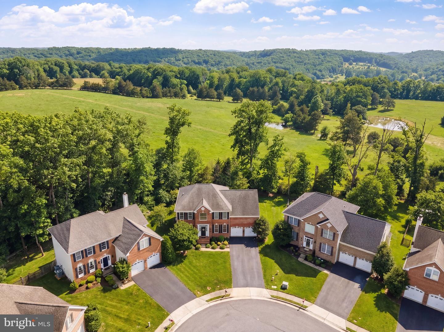 108 NORFOLK CT, WINCHESTER, Virginia 22602, 4 Bedrooms Bedrooms, ,4 BathroomsBathrooms,Residential,For sale,108 NORFOLK CT,VAFV2039932 MLS # VAFV2039932