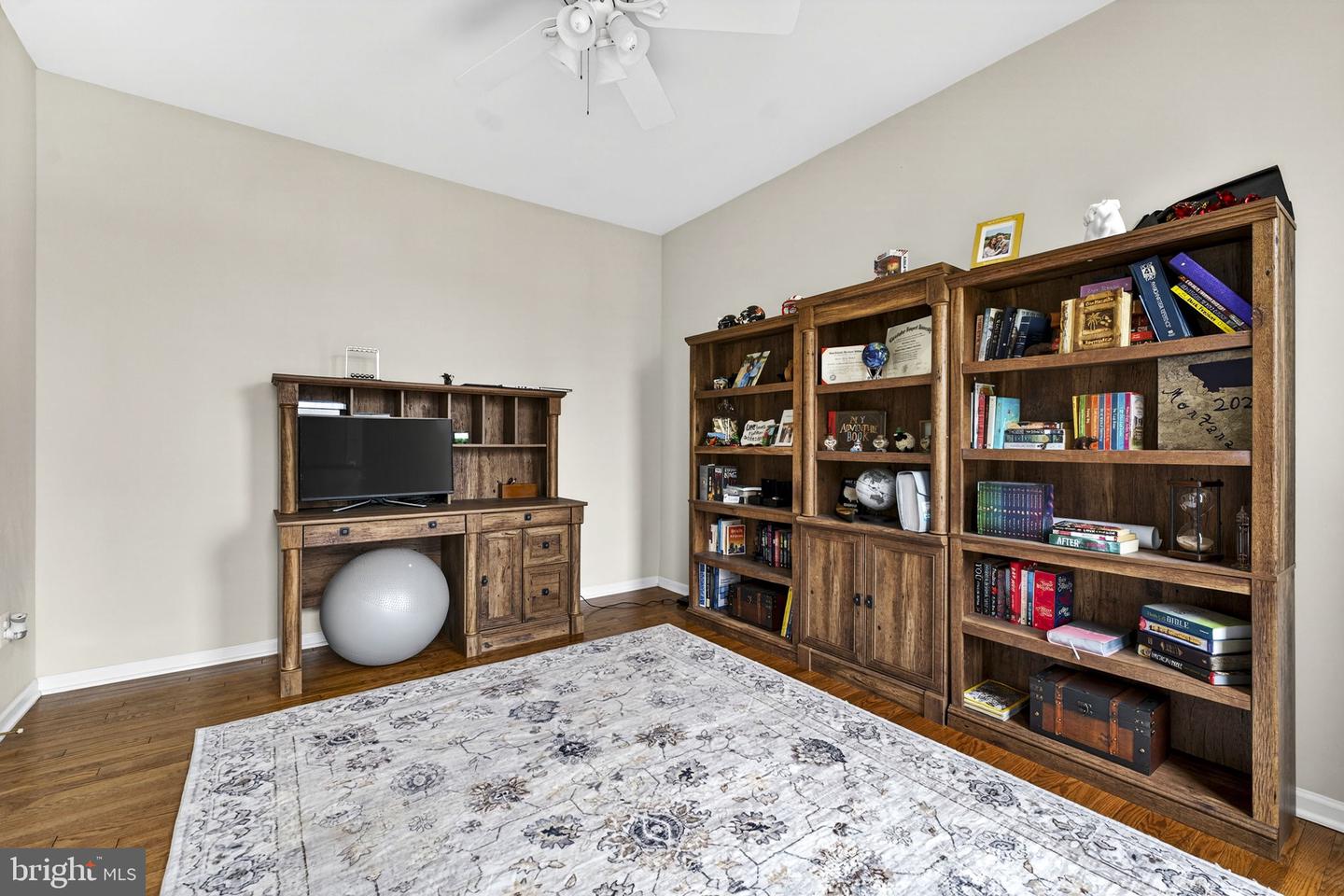 108 NORFOLK CT, WINCHESTER, Virginia 22602, 4 Bedrooms Bedrooms, ,4 BathroomsBathrooms,Residential,For sale,108 NORFOLK CT,VAFV2039932 MLS # VAFV2039932