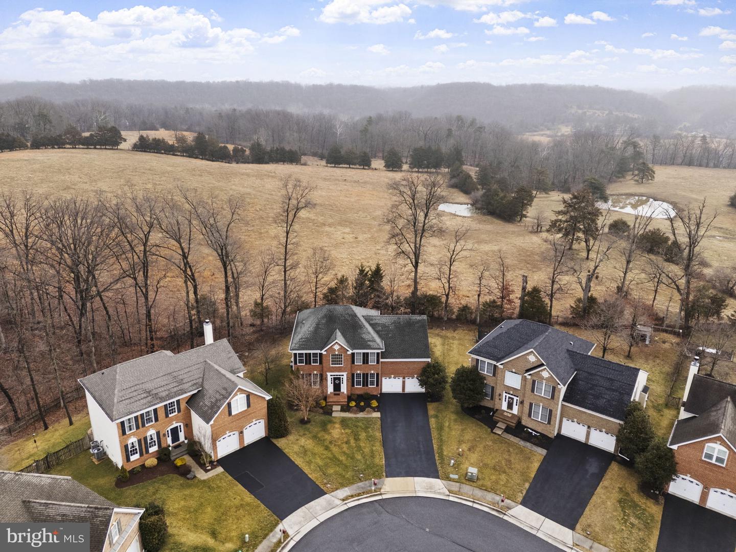 108 NORFOLK CT, WINCHESTER, Virginia 22602, 4 Bedrooms Bedrooms, ,4 BathroomsBathrooms,Residential,For sale,108 NORFOLK CT,VAFV2039932 MLS # VAFV2039932