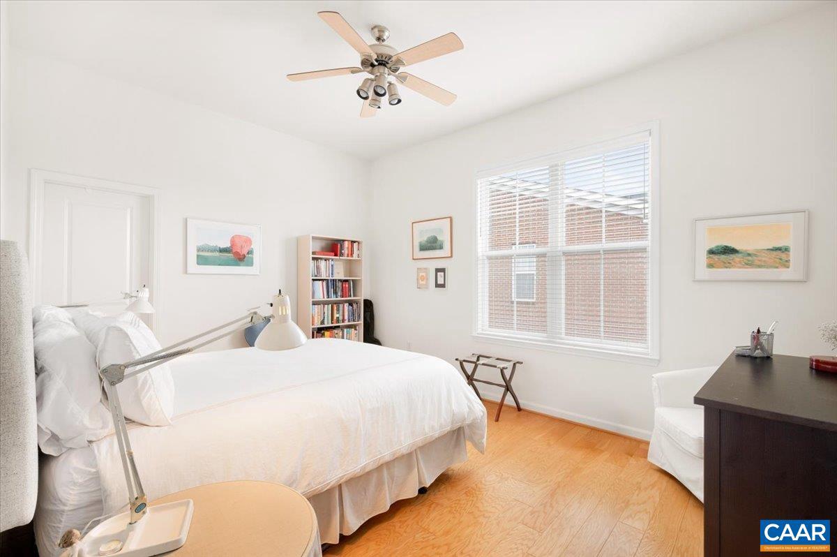 765 WALKER SQ #4A, CHARLOTTESVILLE, Virginia 22903, 2 Bedrooms Bedrooms, ,2 BathroomsBathrooms,Residential,For sale,765 WALKER SQ #4A,673913 MLS # 673913